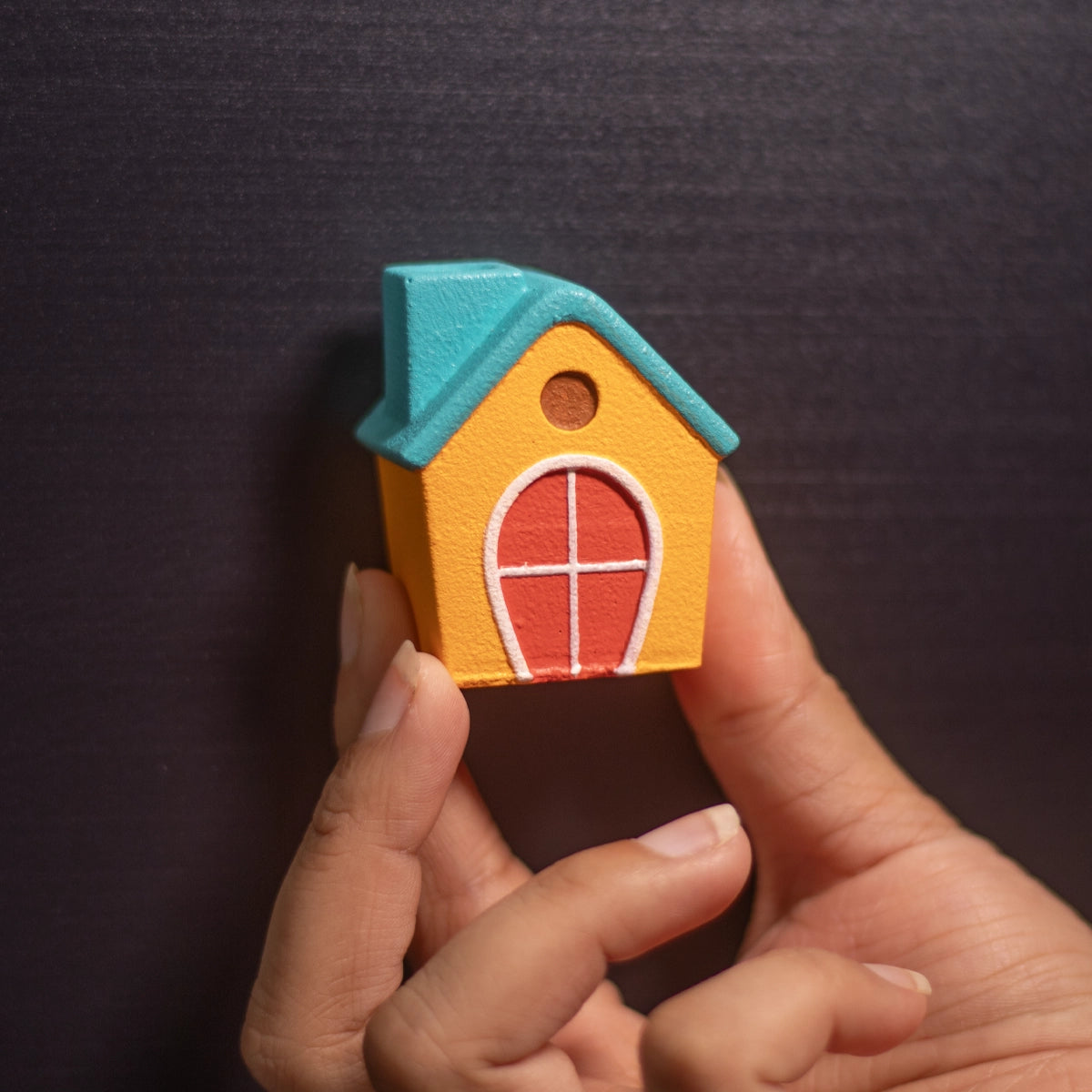House Fridge Magnet (Blue Roof)