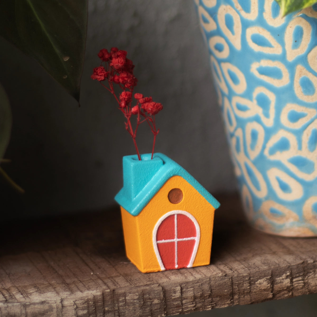 House Fridge Magnet (Blue Roof)