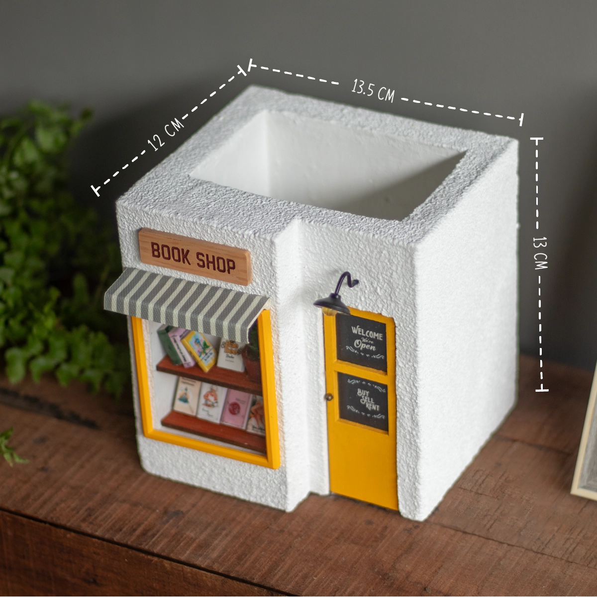 Book Shop Planter (Fresh White)