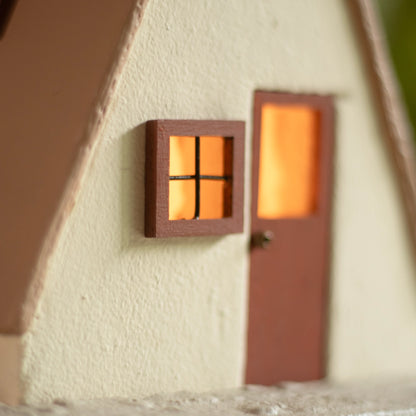 Tealight Cottage (Beige & Brown)