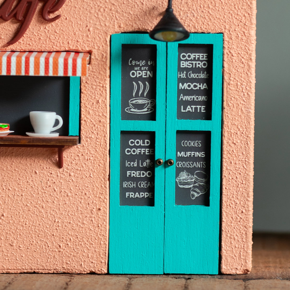 Cafe Planter (Peach & Teal)