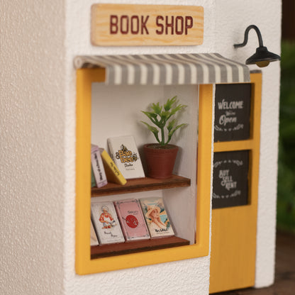Book Shop Planter (Fresh White)